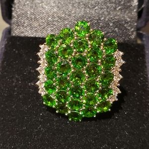 Russian Chrome Diopside with white Topaz